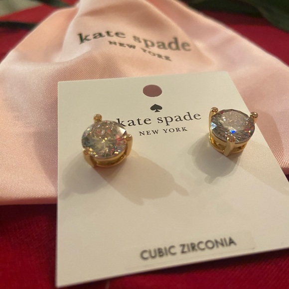 NWT! Authentic ♠️ kate spade clear crystal stud earrings - Picture 14 of 16